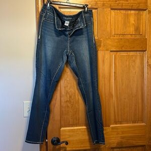 Maurice’s skinny jeans.  Size 18